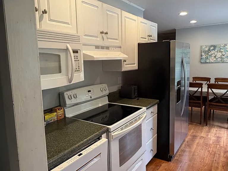 8712 Green Level Church Rd — Photo 18