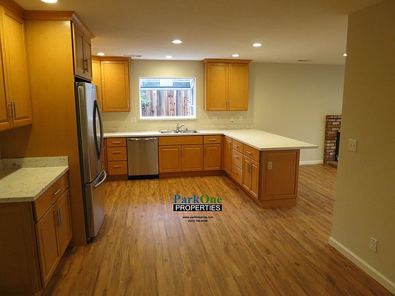 2nd image of 5446 Louisiana Dr