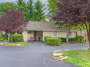 2743 Monterey Cir #3758B, Dayton, OH 45431