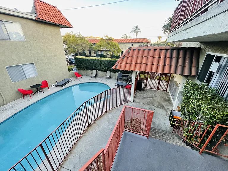 pool view