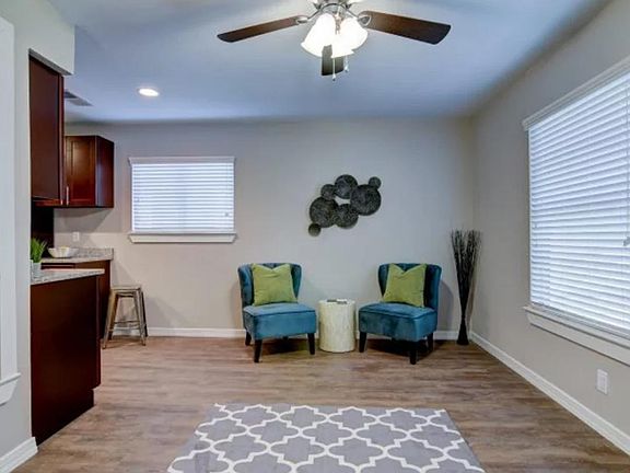 3rd image of 6810 Glendora Ave #68ehebcpw