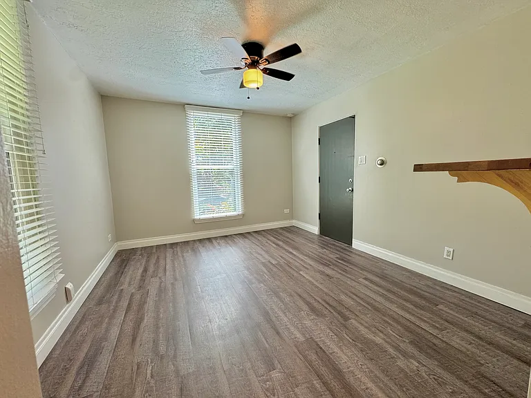 1145 E Princeton Ave #2 — Photo 7