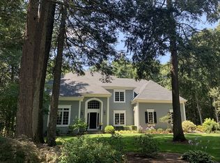 24 Aspenwood Dr, Weatogue, CT 06089
