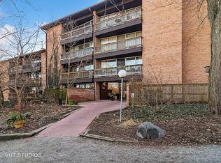 5700 Hillcrest Ln #3L, Lisle, IL