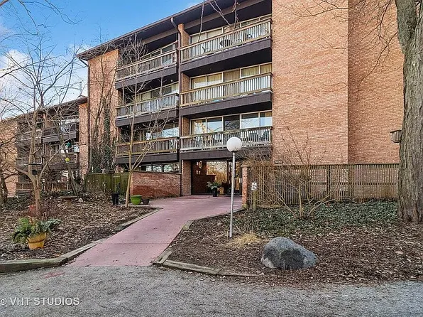 5700 Hillcrest Ln #3L, Lisle, IL 60532