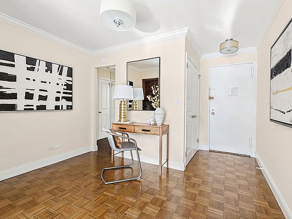 4th image of 400 E 77th St APT 8G