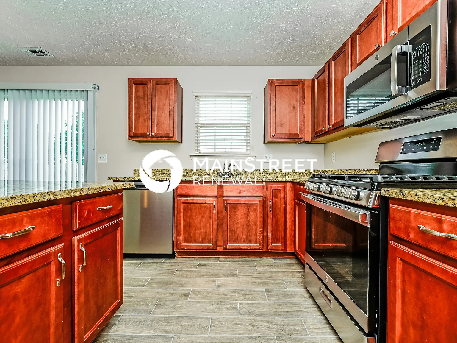 2334 Silver Maple Cir — Photo 4