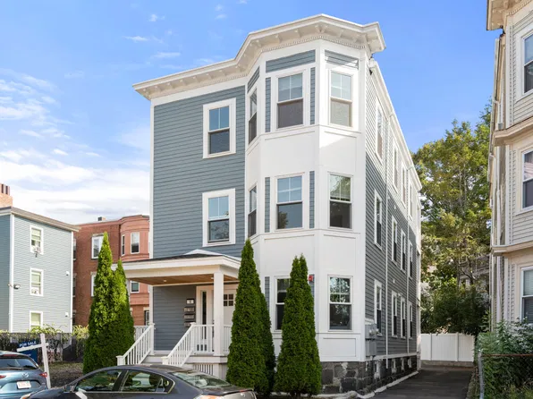 8 Brookside Ave #2, Boston, MA 02130