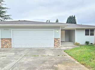 5953 Grove St UNIT B, Marysville, WA 98270