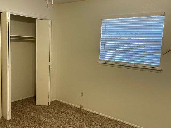 4th image of 8606 Mettler Dr