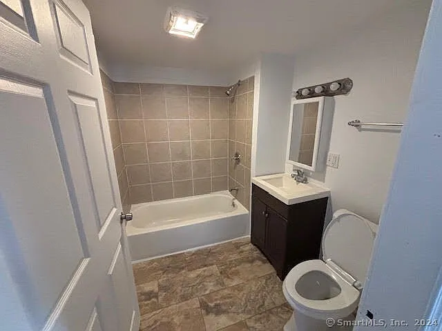 243 N Elm St #3 — Photo 6