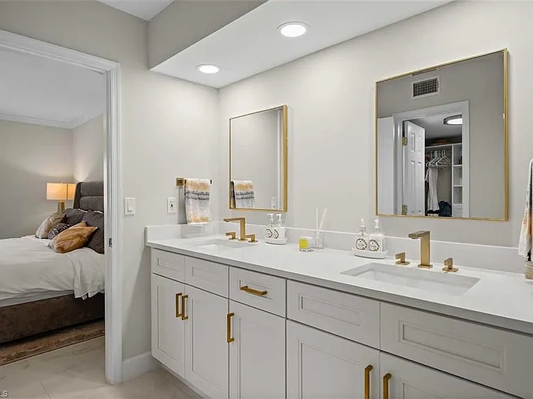 9103 Vanderbilt Dr #205 — Photo 15