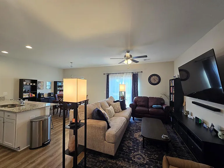 1762 Snead Dr — Photo 4