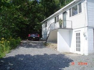 25 Church Rd, Pottsville, PA 17901