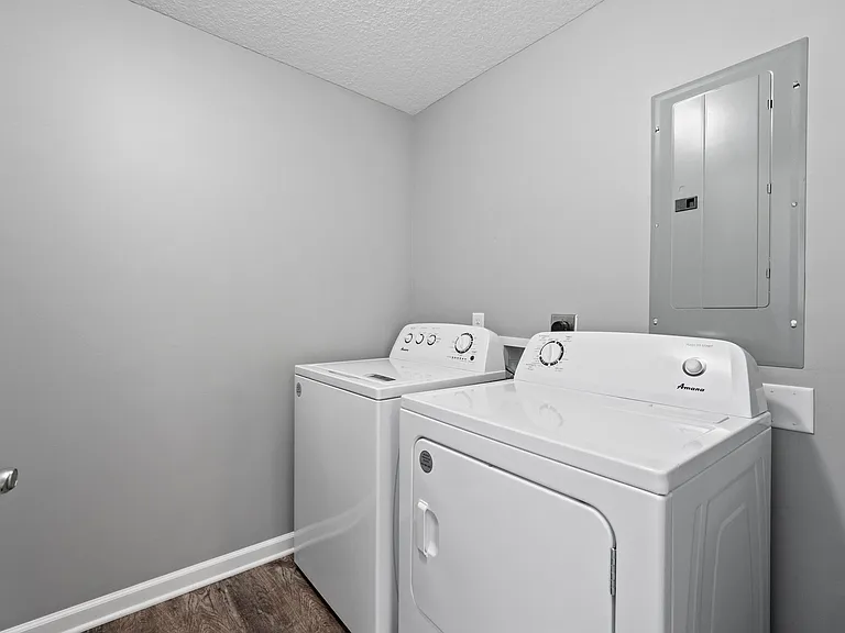 2133 Galahad Cv — Photo 3