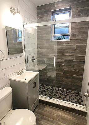 4th image of 22-70 27th St #1R