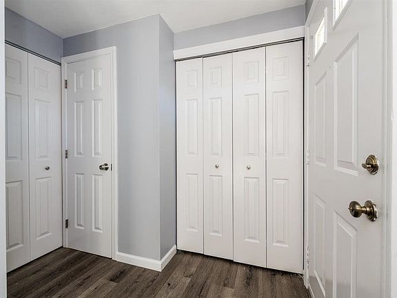 03-Foyer.jpg