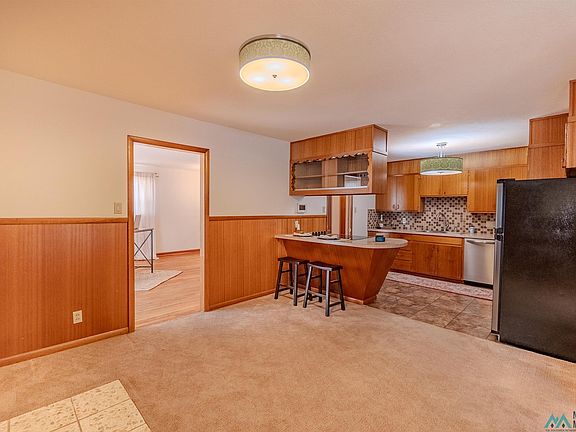 5th image of 309 W Christopher Dr