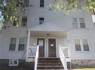 32 E Main St APT 1R, Webster, MA 01570