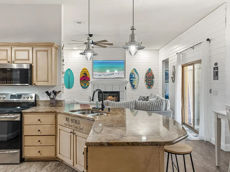 329 Sailfish Cir — Photo 7