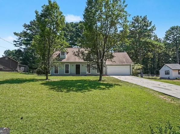9042 Chestnut Lake Dr, Jonesboro, GA 30236