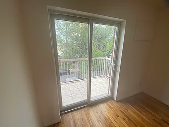 Rented by BUZZ REALTY