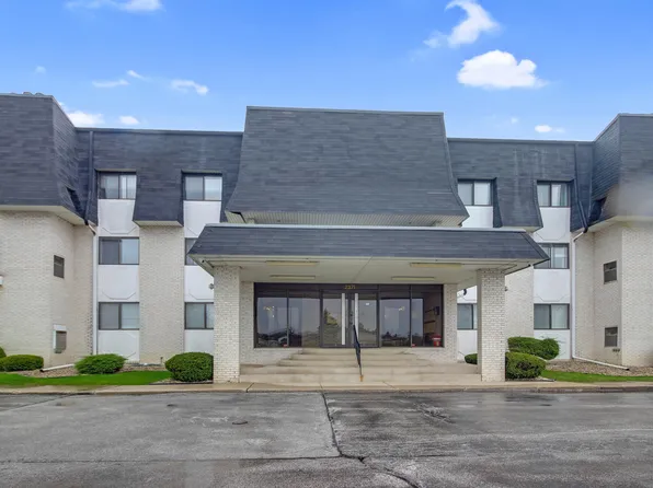 2371 Deerpath Dr Unit 112, Schererville, IN 46375