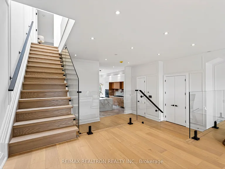 792 Midland Ave — Photo 22