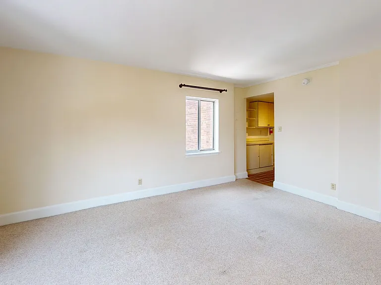 1825 T St NW #703 — Photo 4