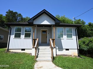 2015 Paris Rd, Knoxville, TN 37912
