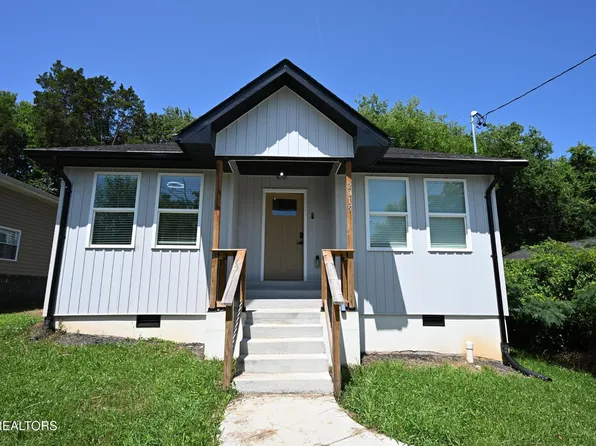 2015 Paris Rd, Knoxville, TN 37912