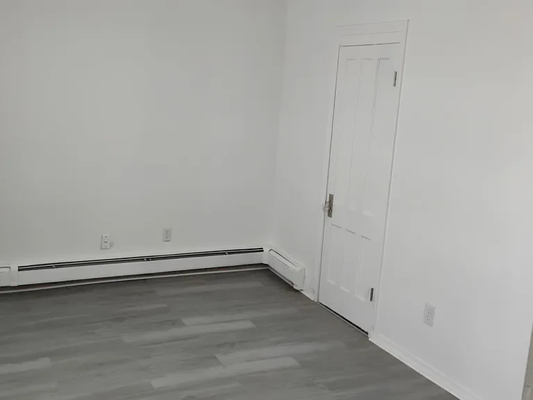 263 6th St #2 — Photo 3