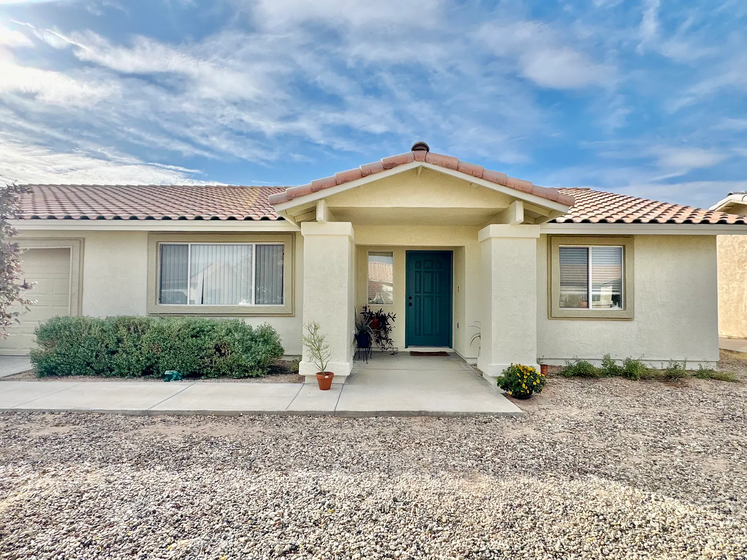 3 bed, 1500 sqft, $1,575 — Photo 1