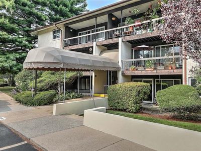 400 Narragansett Pkwy #A-3w, Warwick, RI, 02888