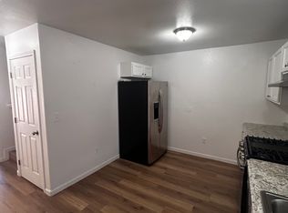633 Adams St NE #B, Albuquerque, NM 87110