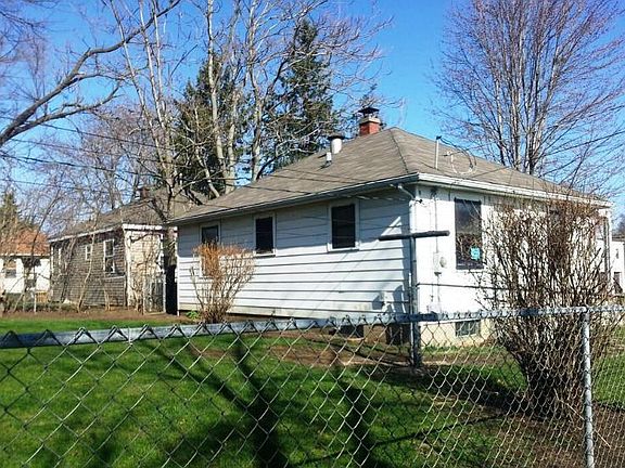 4th image of 3304 Auburn St