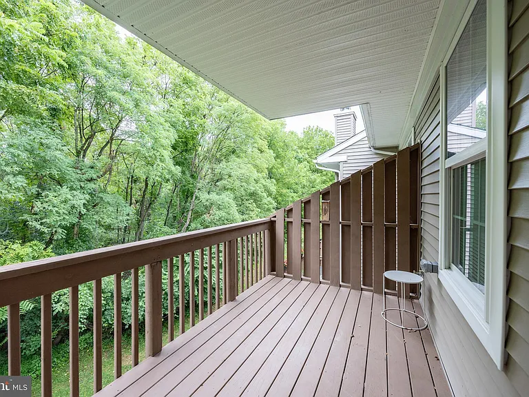 141 Stewarts Ct #307 — Photo 8