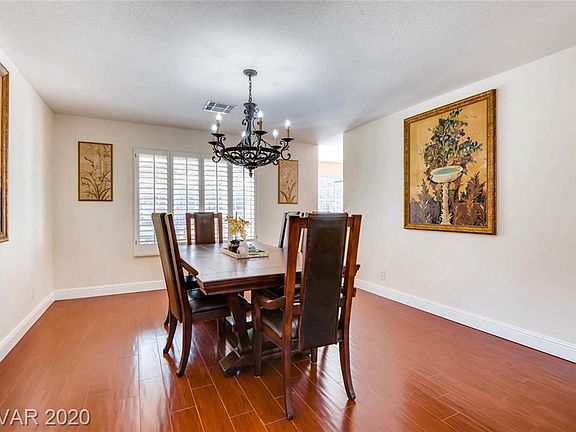 5th image of 1621 Montessouri St