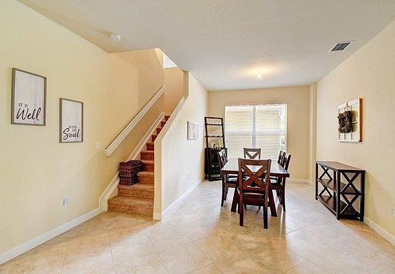 2nd image of 4832 Capital Dr