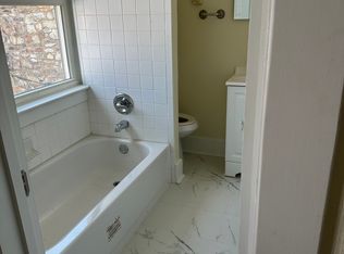 7 S Madison St UNIT 3, Middleburg, VA 20117