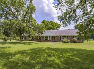 6205 Robin Hill Rd, Nashville, TN 37205
