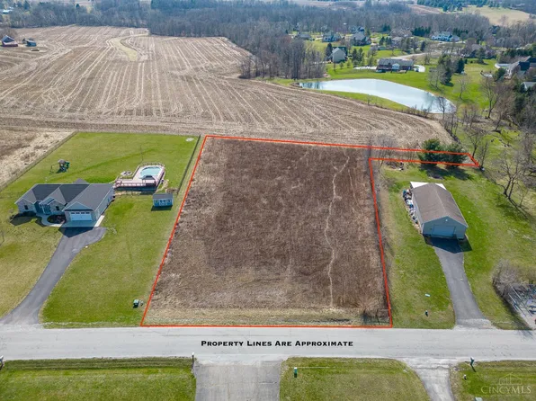 620 Hoskins Rd, Wilmington, OH 45177