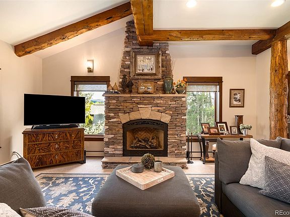 4th image of 629 Meadowbrook Cir