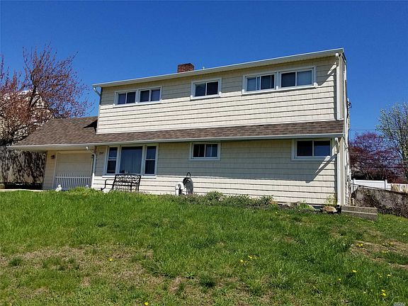 5th image of 259 Sprucewood Dr