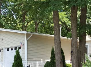 10125 196th Ave, Bristol, WI 53104