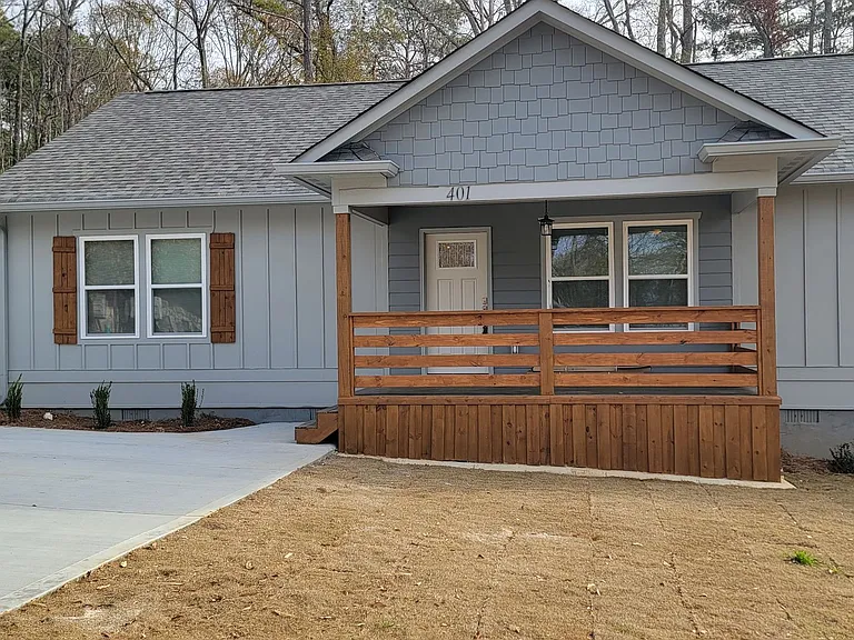 411 Loblolly Rdg — Photo 1