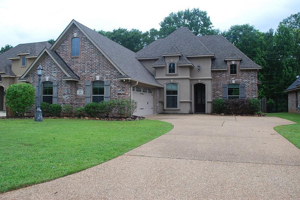 1st image of 484 Dogwood South Ln