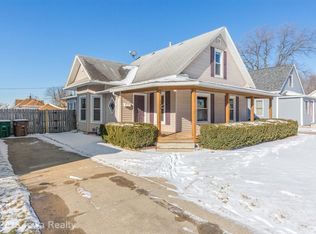 228 2nd St, West Des Moines, IA 50265