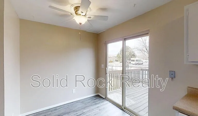 2028 Erin Loop — Photo 3