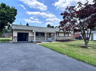 1621 Chippendale Cir, Bethlehem, PA 18017
